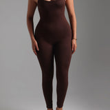 Jumpsuit mit U-Ausschnitt und Streifen - Kakao