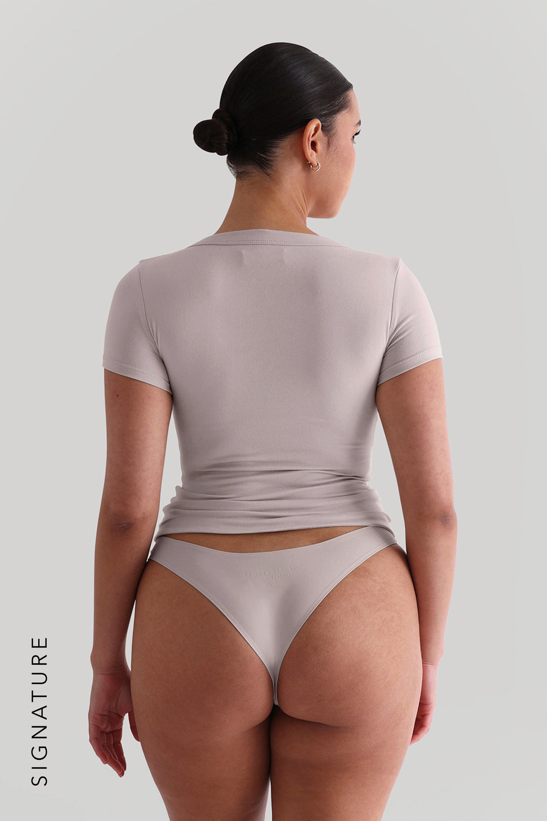 V-Shape Kurzarm-T-Shirt - Weiches Beige