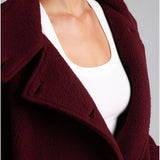 The Below 0° Jacket - Black Cherry