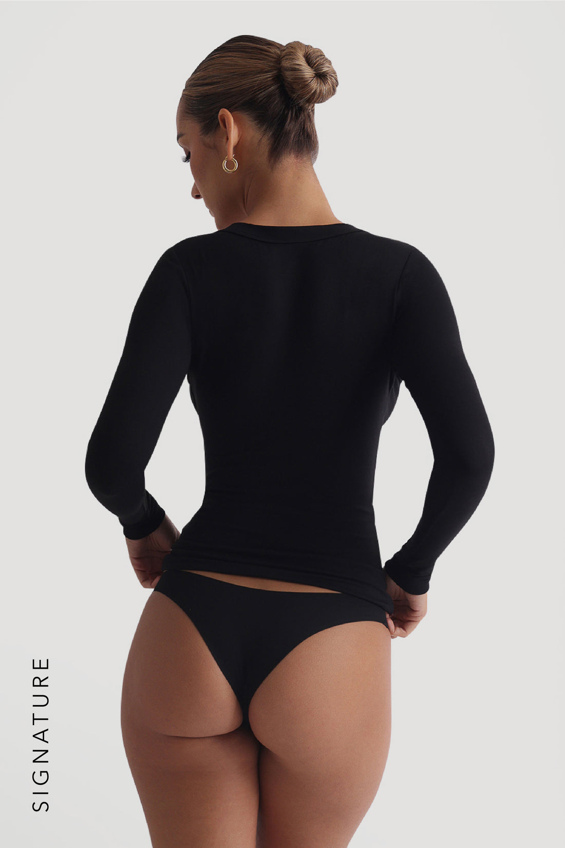 V-Shape Long Sleeve T-Shirt - Black