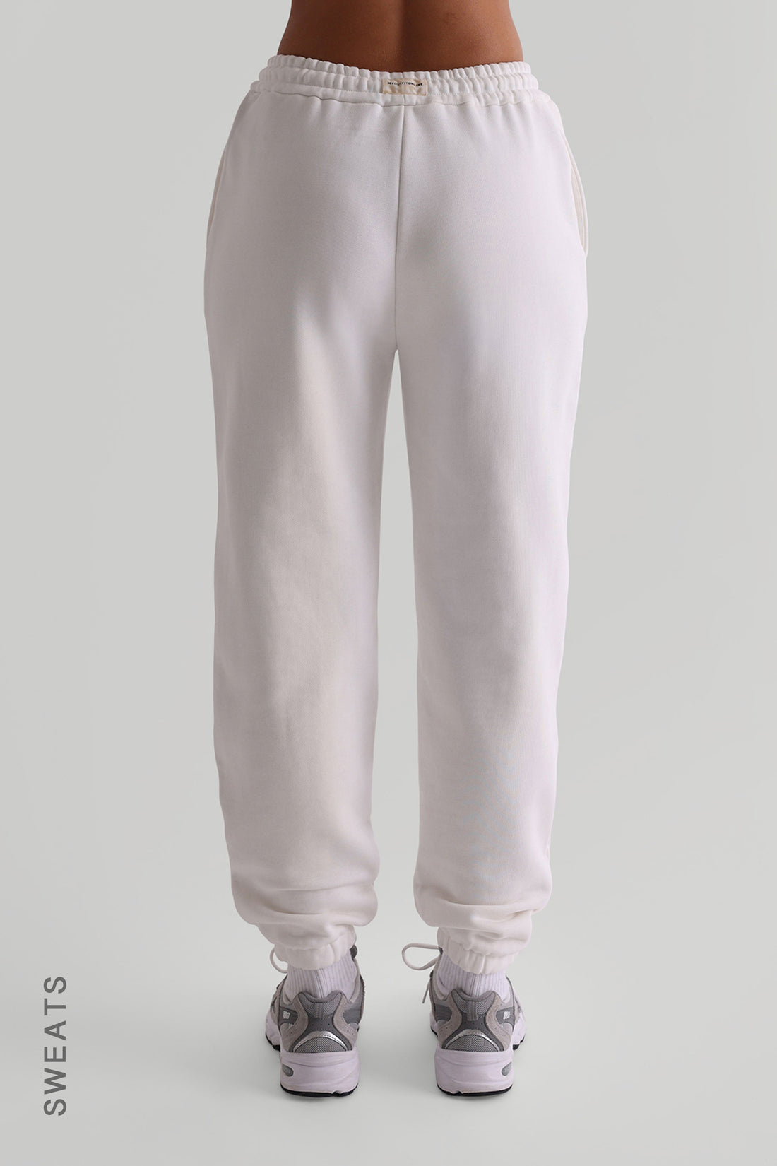 Jogger Fit Custom-Patch Sweatpants - White
