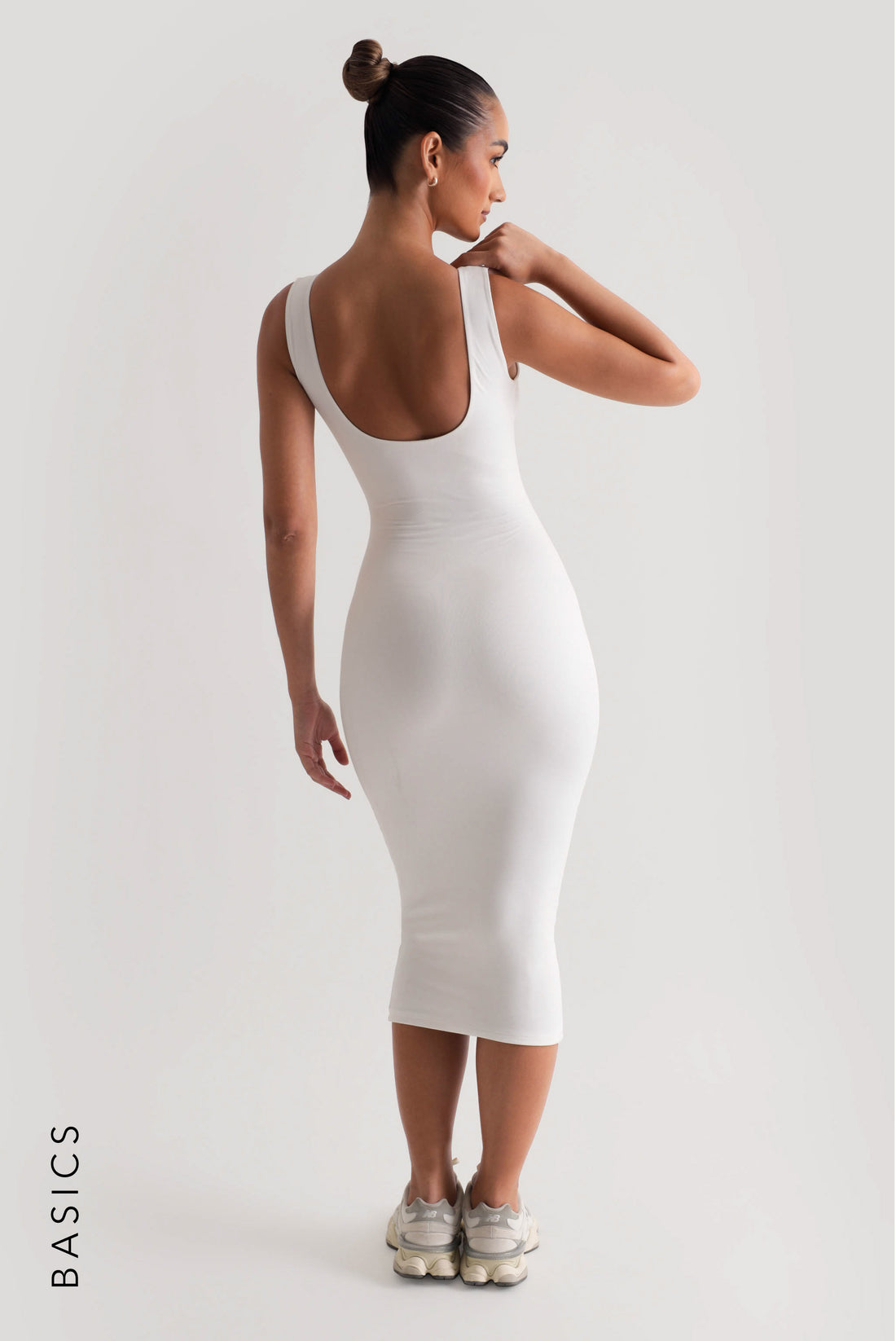 Scoop Neck Midi Dress - White