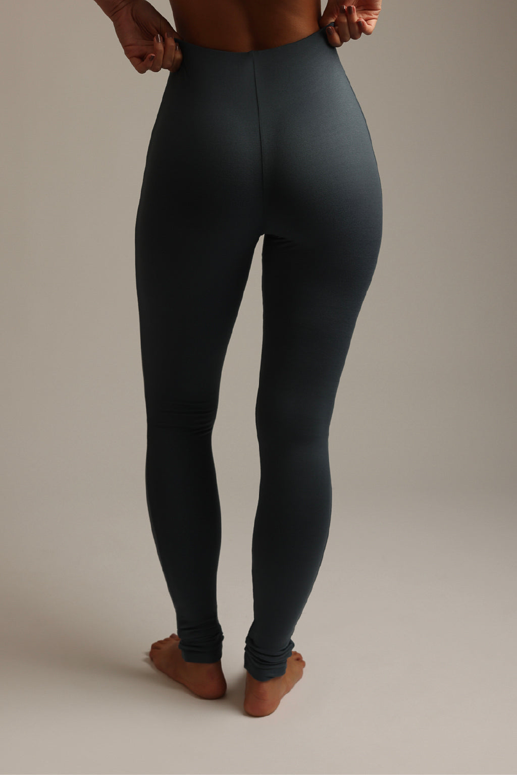 Pro-Technical Leggings - Serene