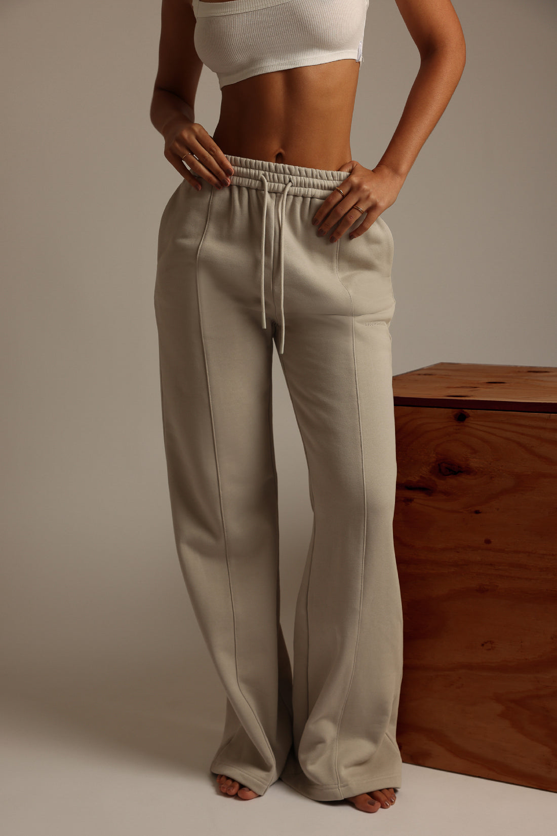 Structured Wide Leg Sweatpants - Buttercream