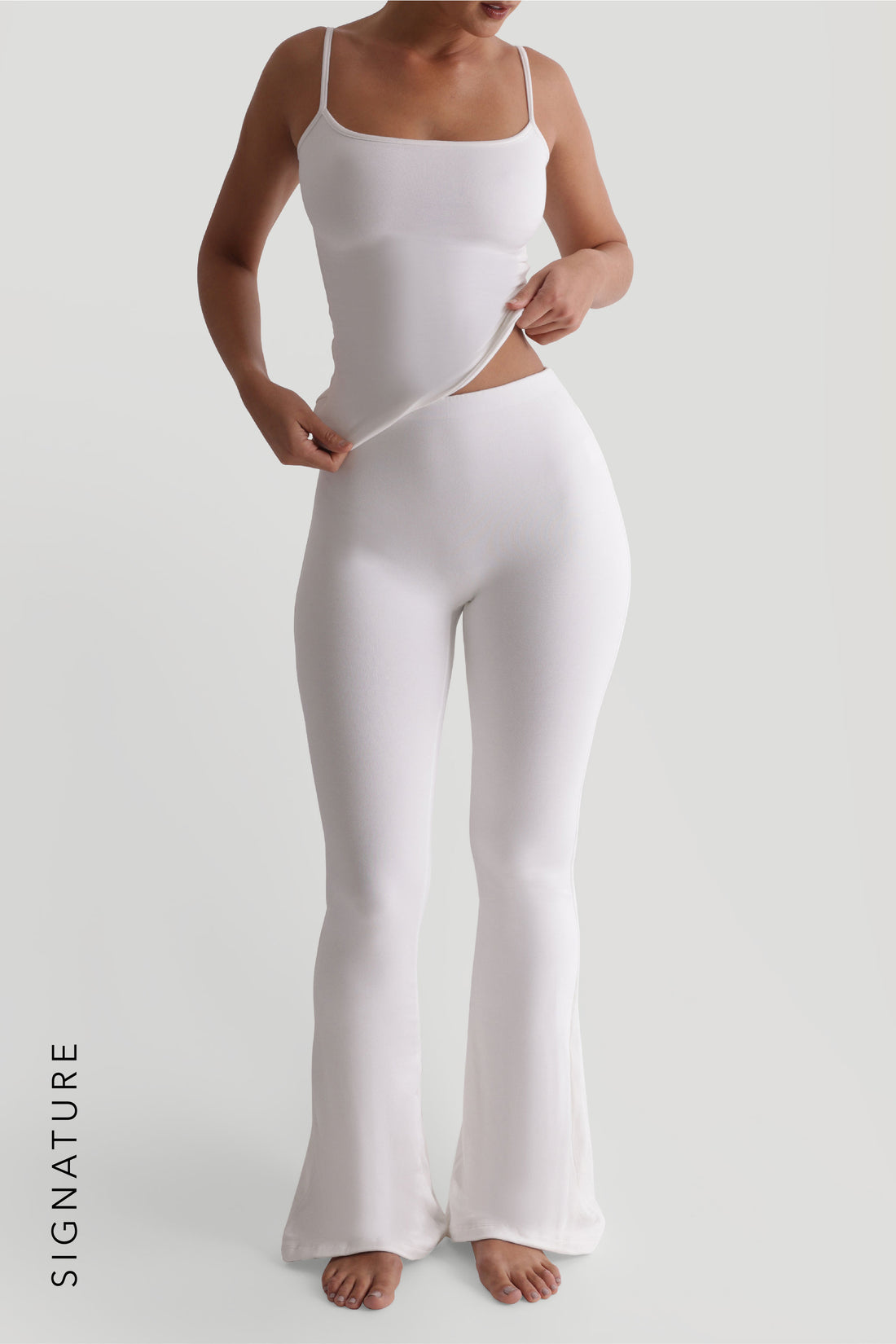 Pro-Technical Flared Leggings - White