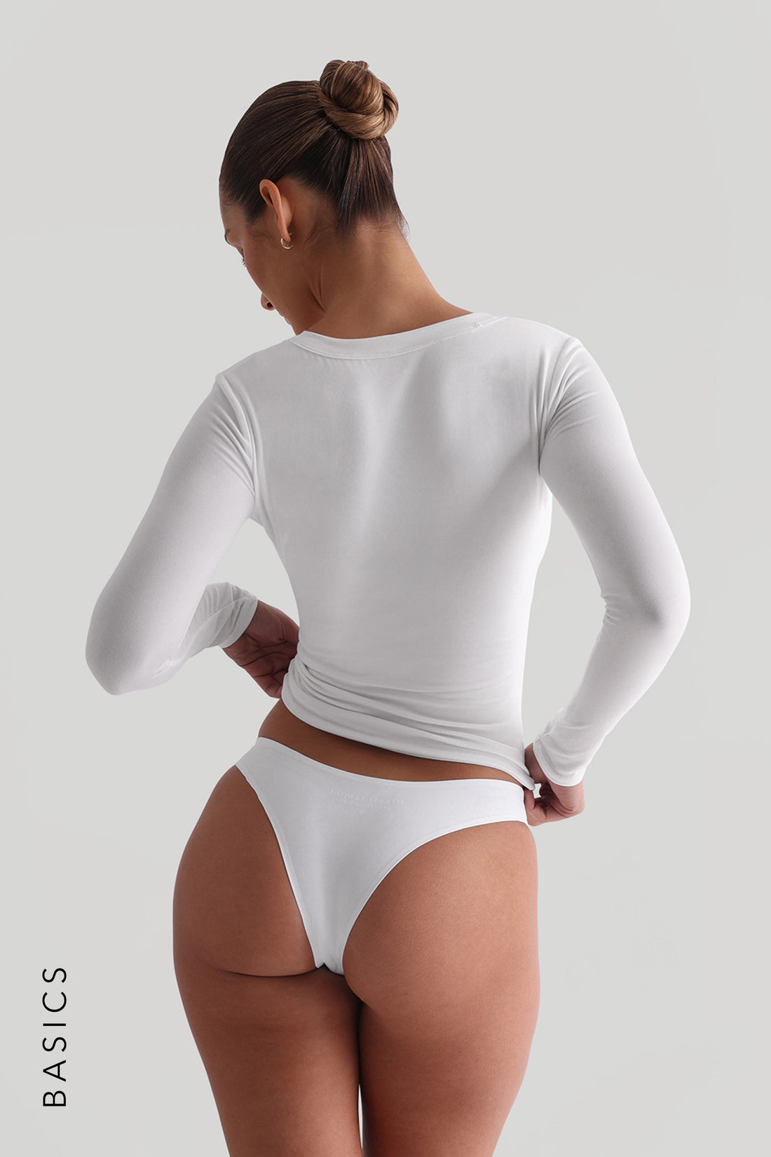 U-Shape Long Sleeve T-Shirt - White