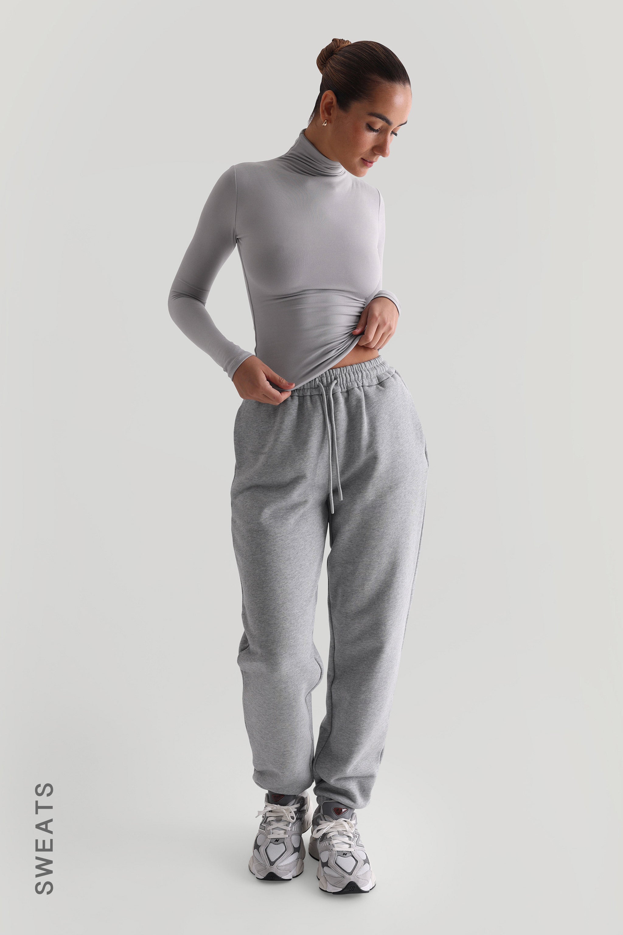 Heather hot sale gray joggers