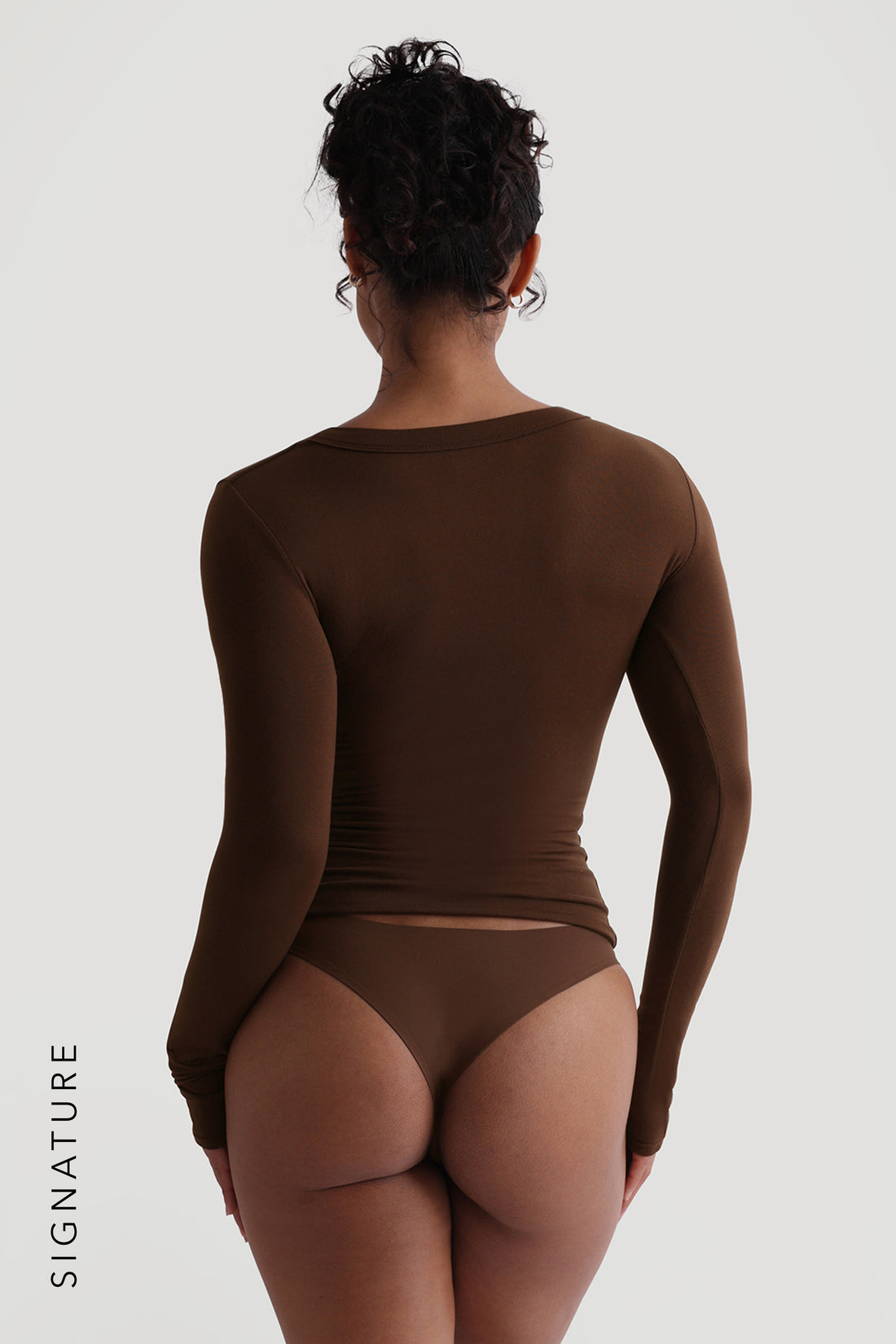 U-Shape Long Sleeve T-Shirt - Cocoa